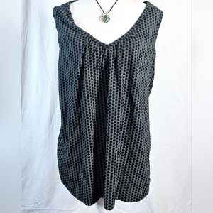 Merona Black & White V-Neck sleeveless blouse women's size  4X